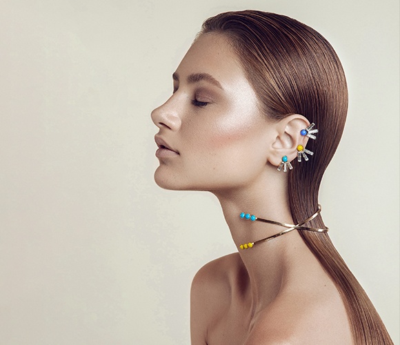 jewellery girl auth img.jpg